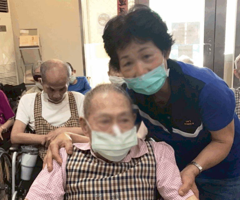 禾鼎長照中心對於中老年人的專業照護